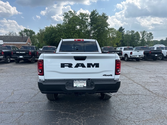 2025 Ram 3500 Tradesman photo 6