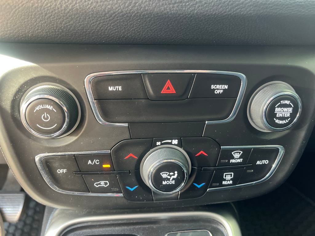 2020 Jeep Compass Latitude photo 14