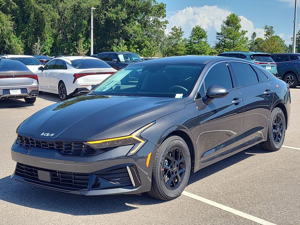 2026 Kia K5 LXS photo 2