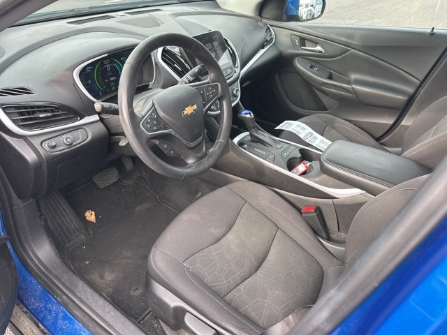 2017 Chevrolet Volt LT photo 4