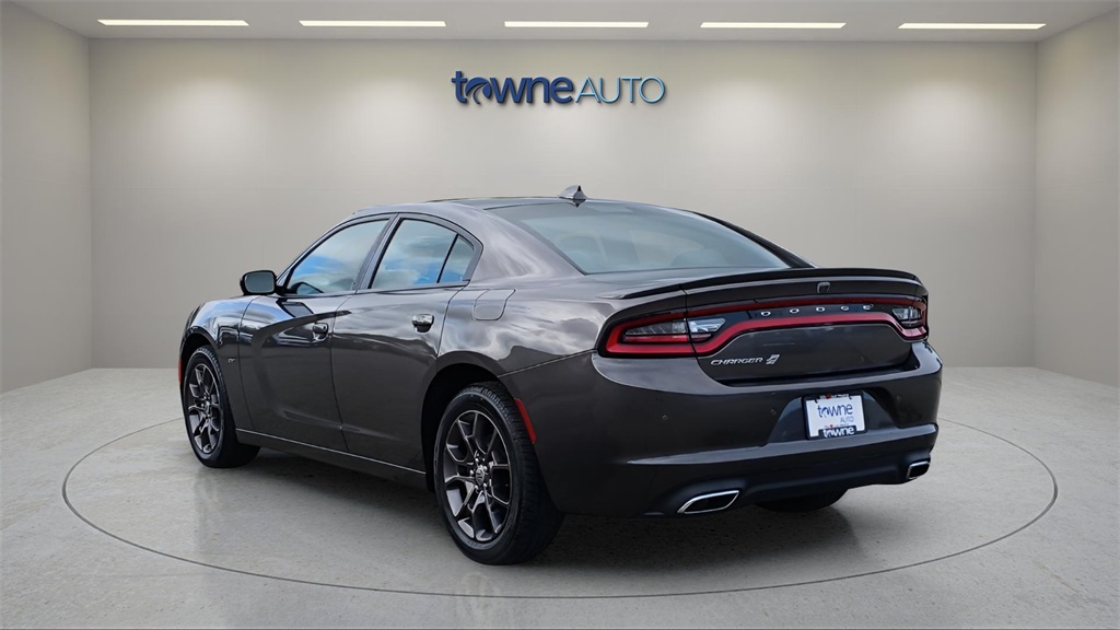 2018 Dodge Charger GT photo 3