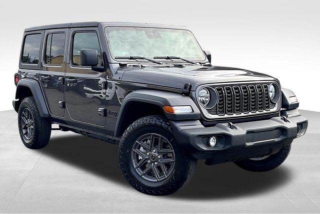 2025 Jeep Wrangler 4-Door Sport S's photo