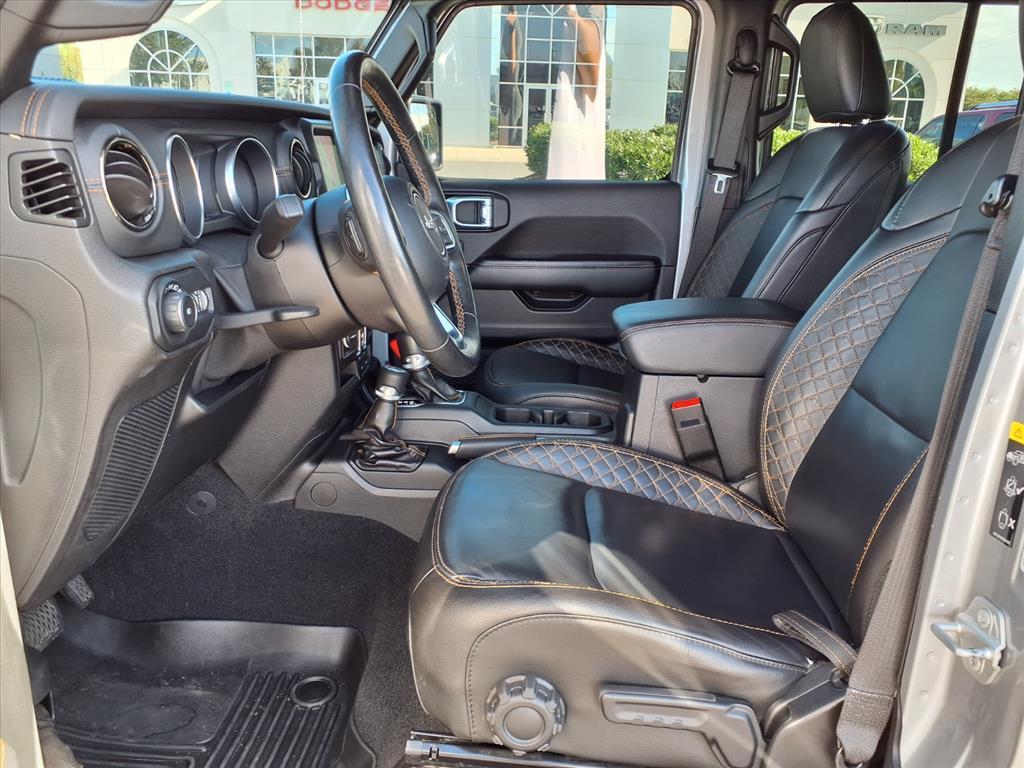 2021 Jeep Wrangler Unlimited Sahara High Altitude photo 3