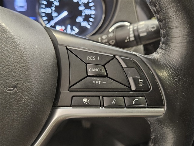 2018 Nissan Rogue SL photo 25