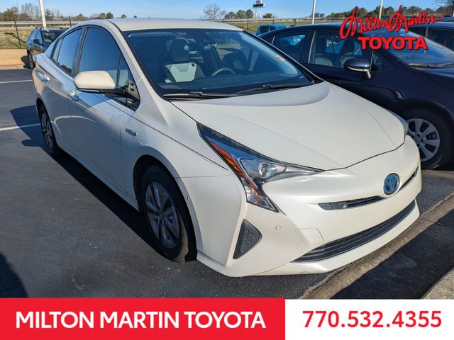 2018 Toyota Prius Base's photo