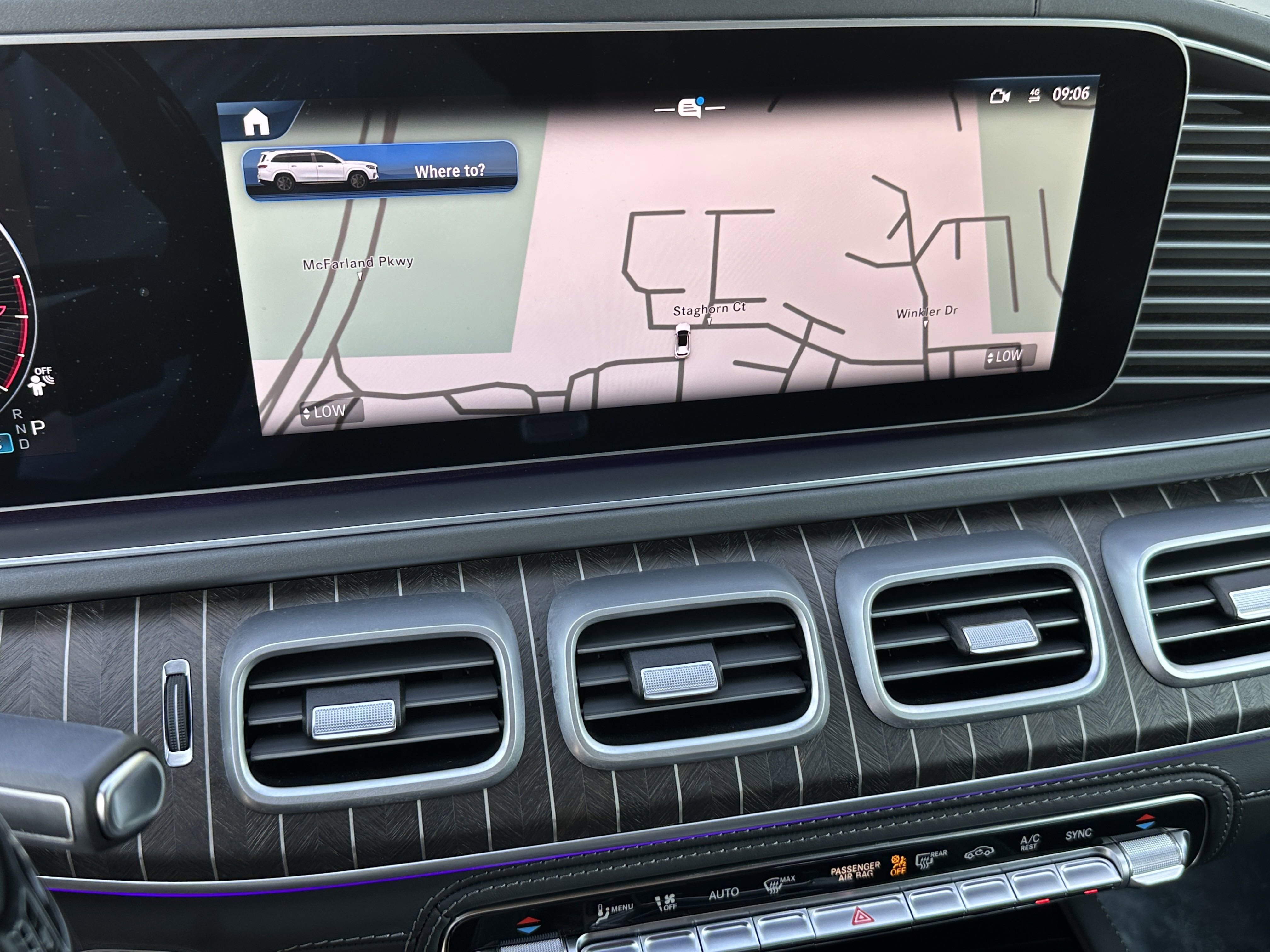 2024 Mercedes Benz GLS 4MATIC Maybach 600 photo 9