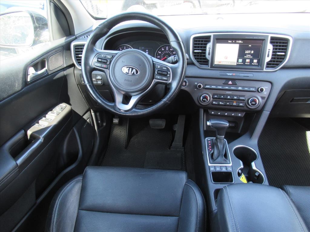 2017 Kia Sportage EX photo 13