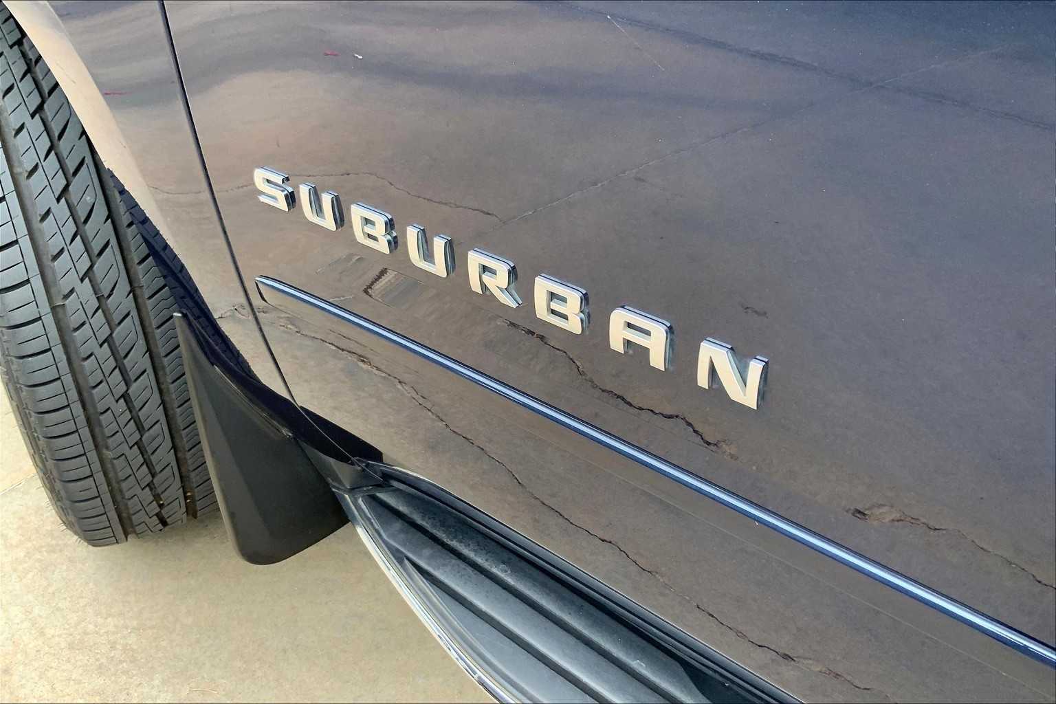 2020 Chevrolet Suburban Premier photo 28