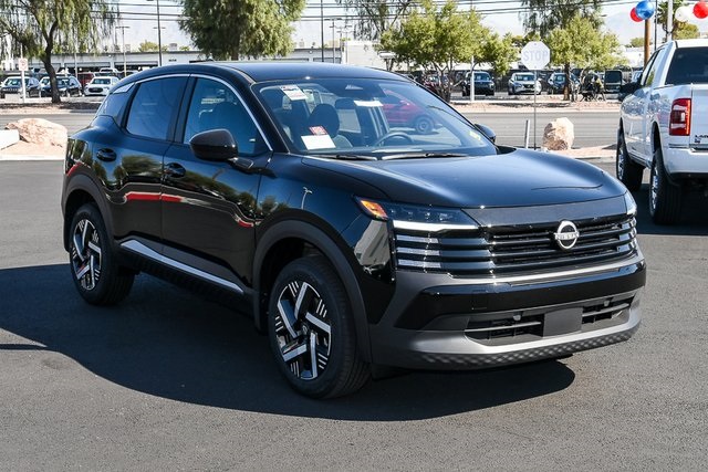 2026 Nissan Kicks SV photo 3