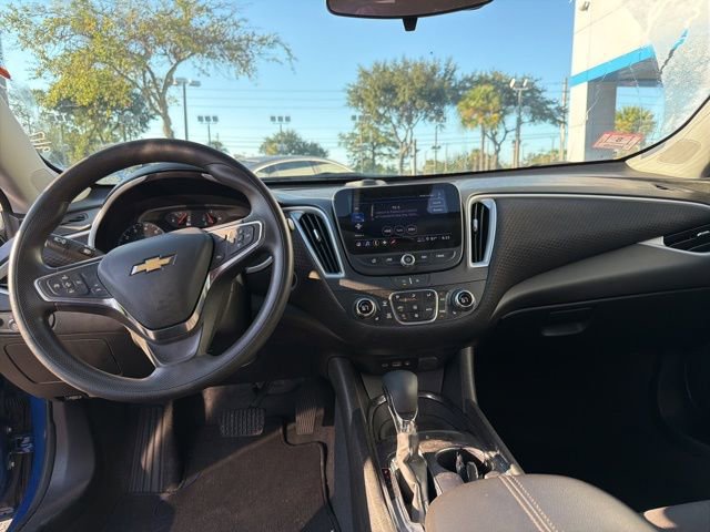 2023 Chevrolet Malibu 1LT photo 8