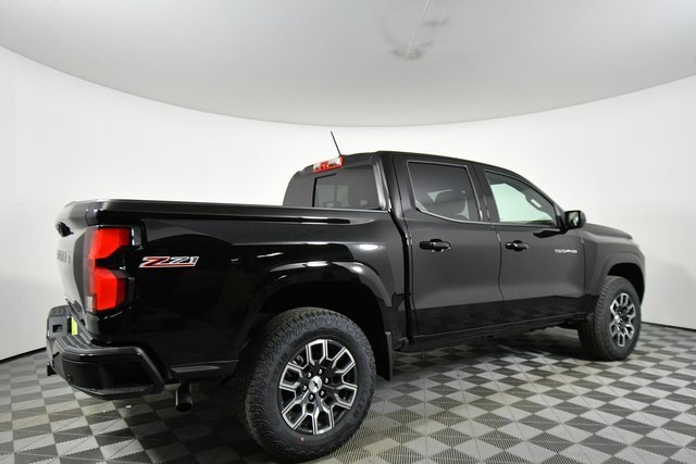 2026 Chevrolet Colorado Z71 photo 9