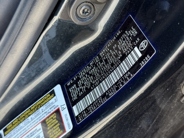 2014 Toyota Camry SE photo 10