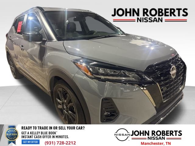 2024 Nissan Kicks SR's photo