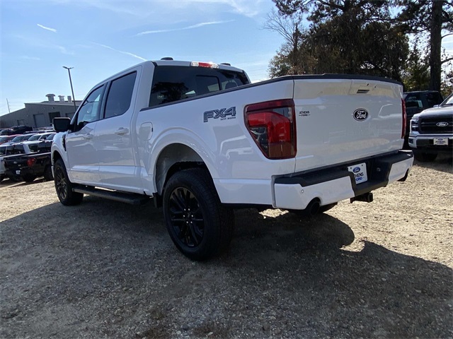 2025 Ford F-150 XLT photo 4