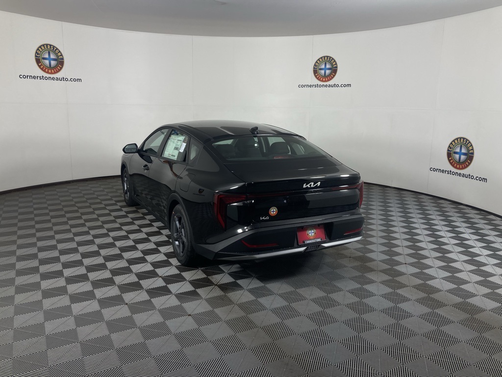 2025 Kia K4 LXS photo 12