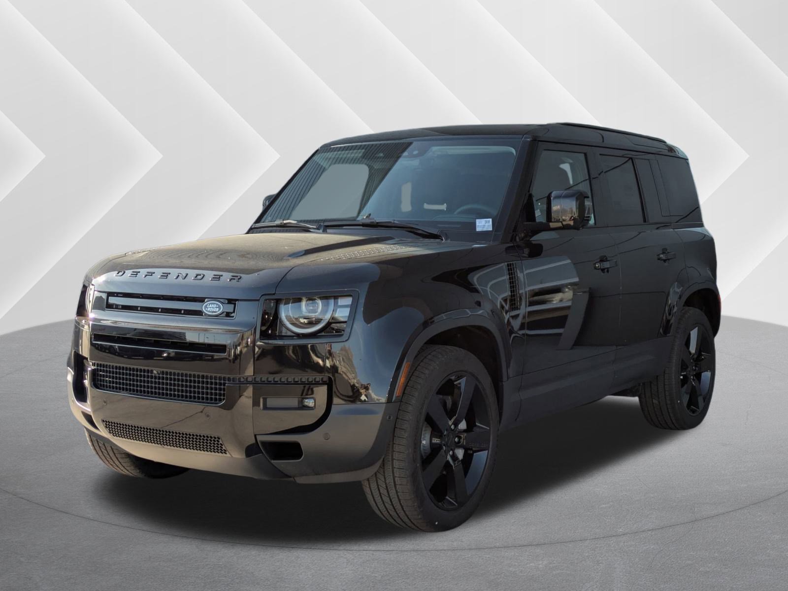 2026 Land Rover Defender S's photo