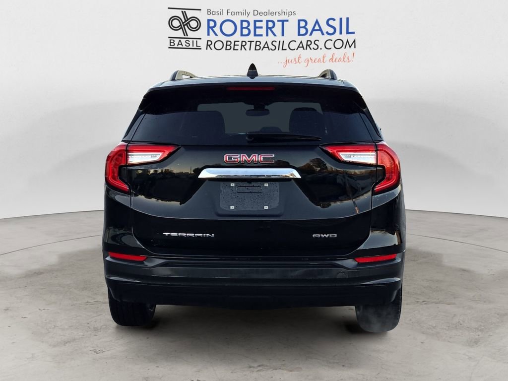 2022 Gmc Terrain SLE photo 3