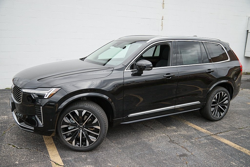 2026 VOLVO XC90 - Image 2
