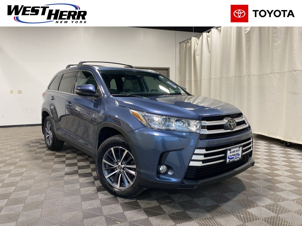 2019 Toyota Highlander XLE's photo