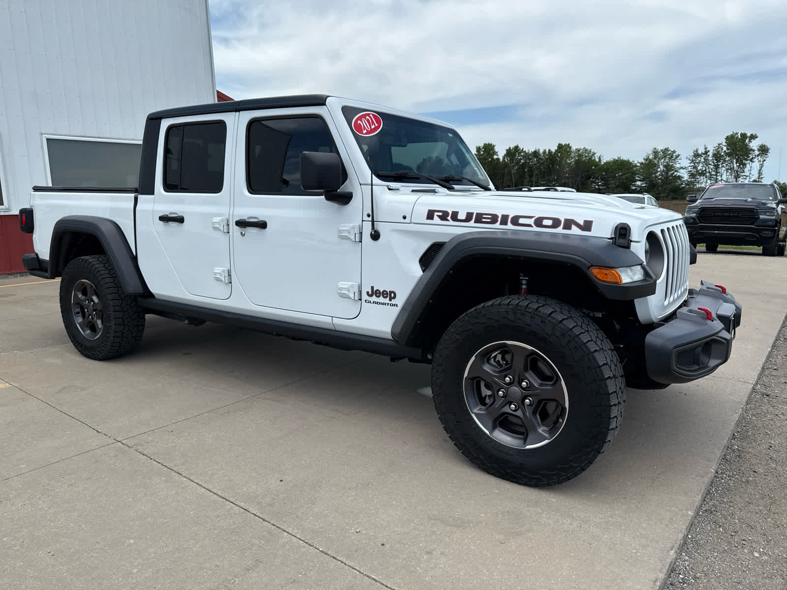 2021 Jeep Gladiator Rubicon photo 3