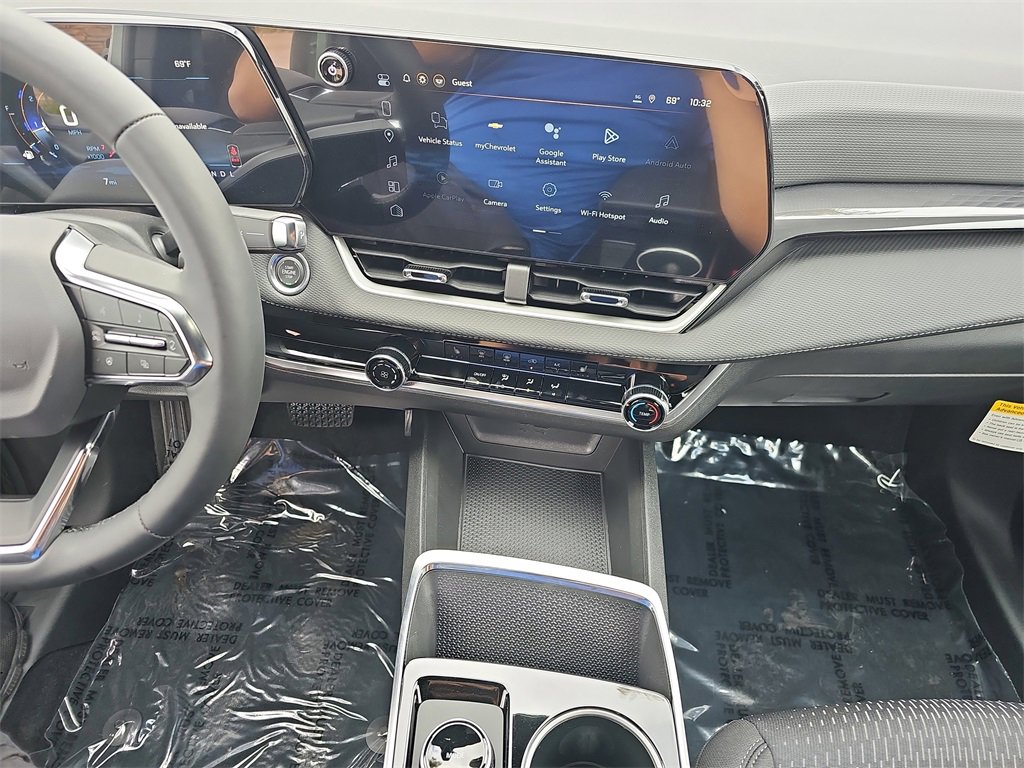 2026 Chevrolet Equinox LT photo 17