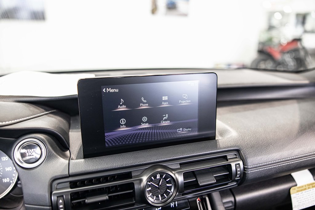 2024 LEXUS IS - Image 27