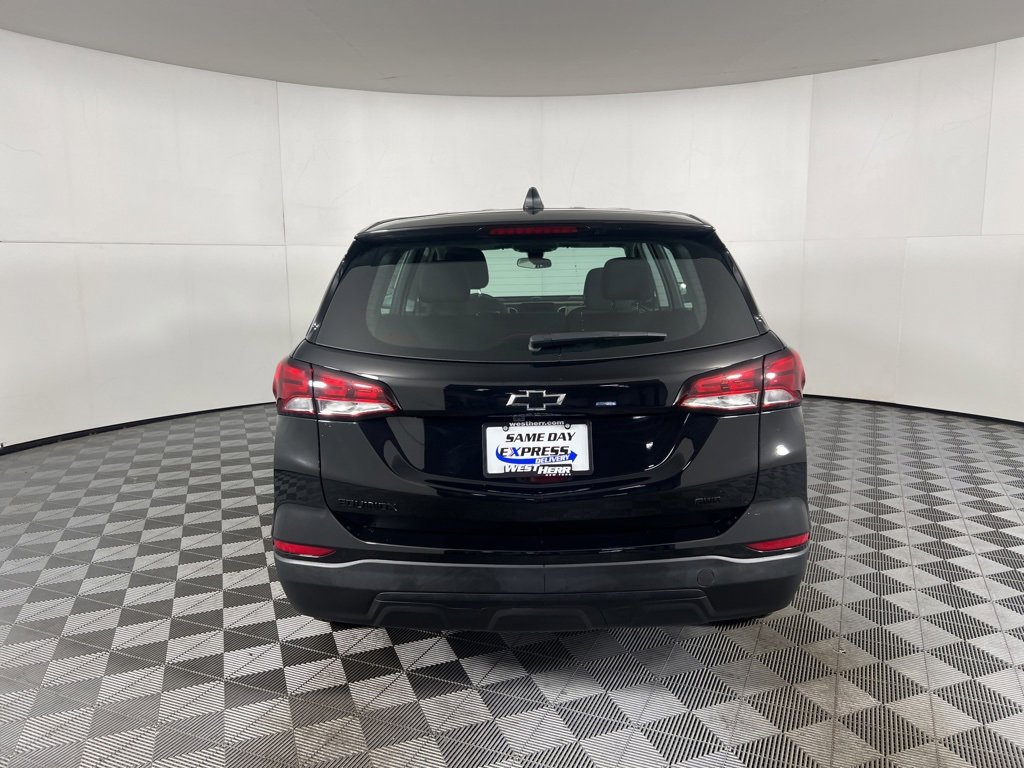2023 Chevrolet Equinox LS photo 7