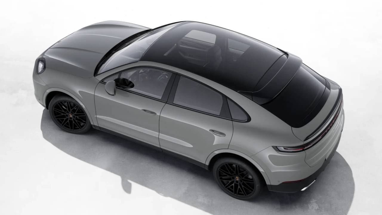 2026 Porsche Cayenne Coupe photo 4