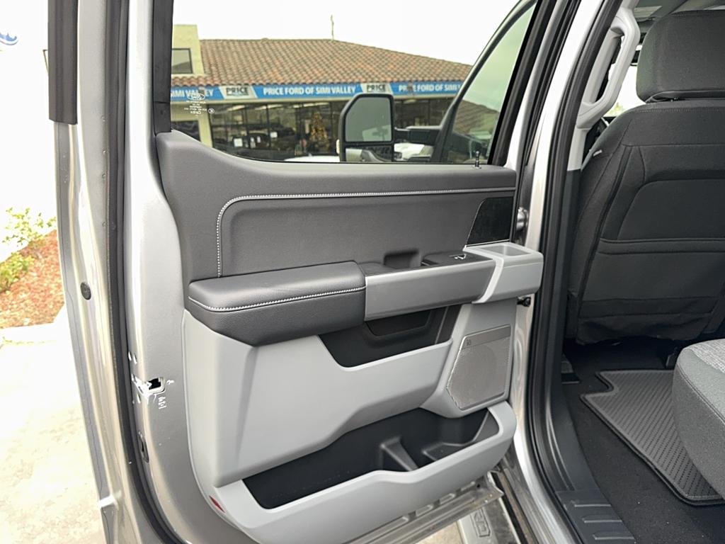 2024 Ford F-250 XLT photo 24