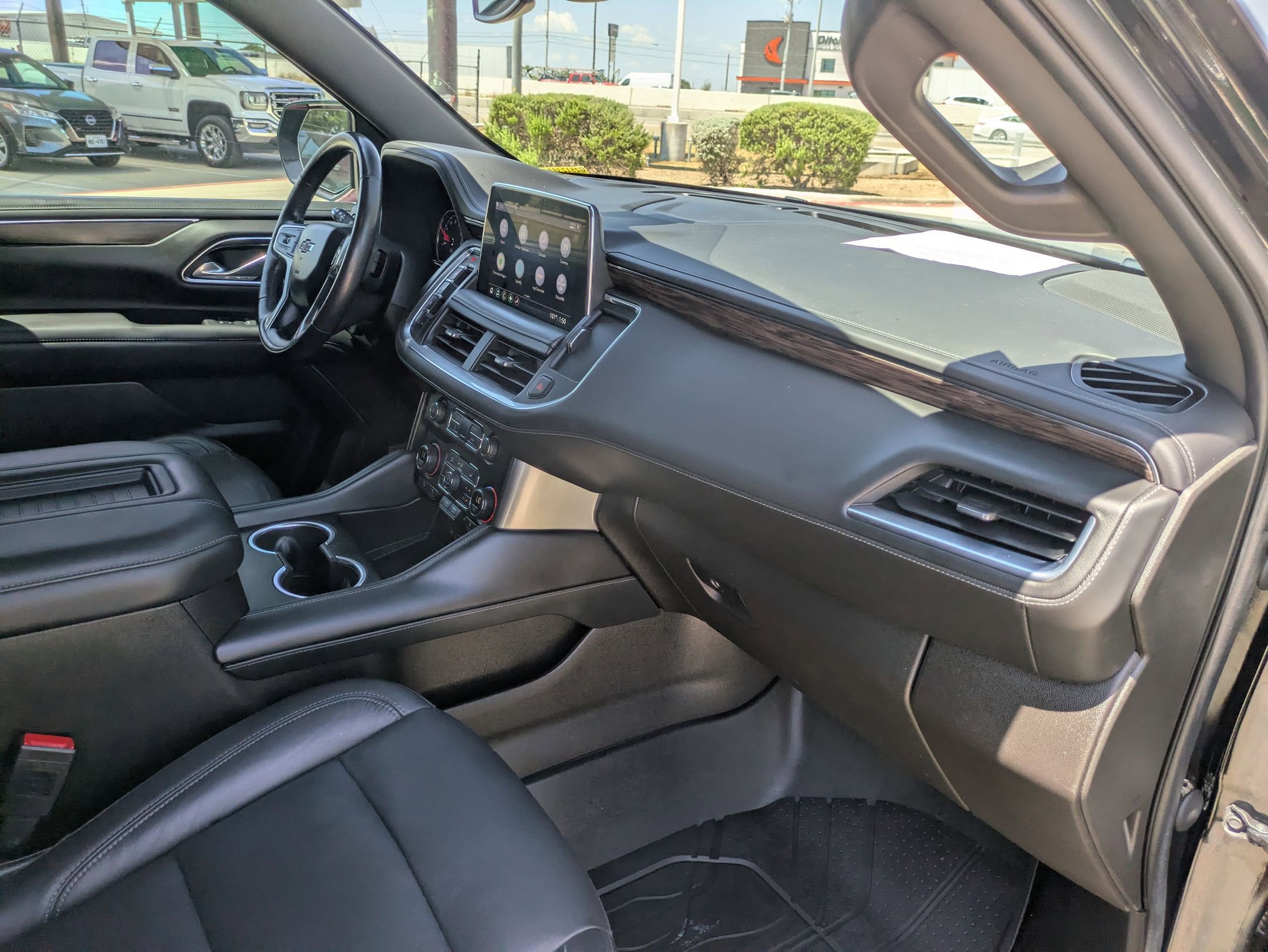 2021 Chevrolet Tahoe Z71 photo 28