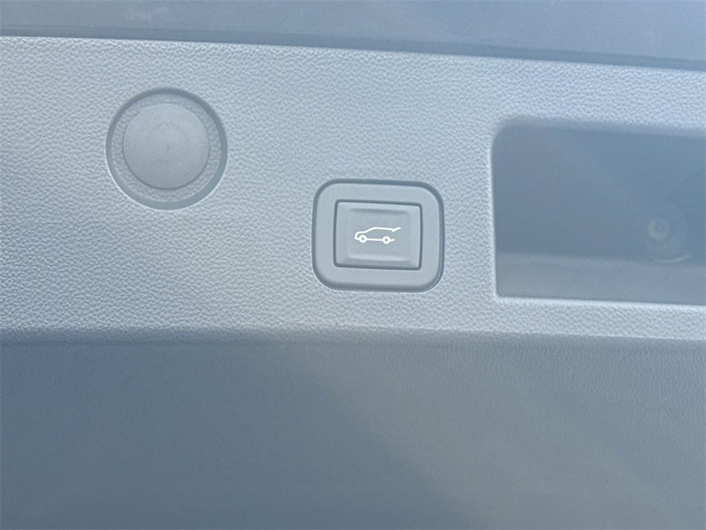 2026 Gmc Terrain Denali photo 32