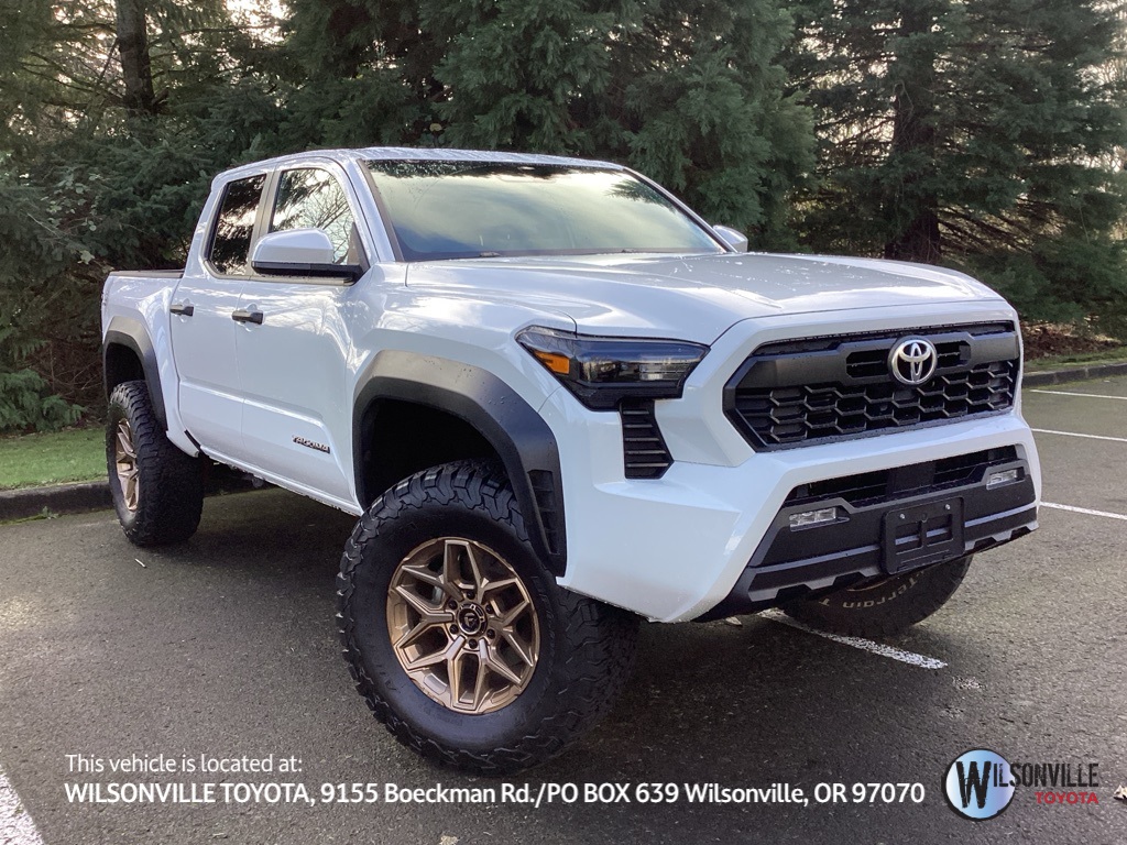2024 Toyota Tacoma TRD Off Road's photo