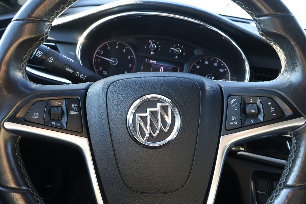 2020 Buick Encore Preferred photo 18