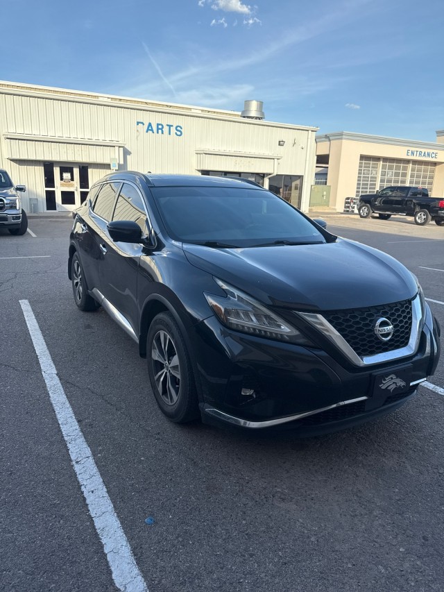 Used 2019  Nissan SV image 1
