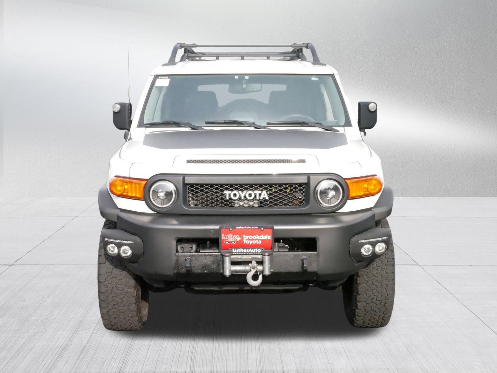 2014 Toyota FJ Cruiser Trail Teams Special Edition photo 2