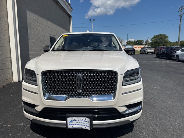 2018 Lincoln Navigator Black Label photo 9