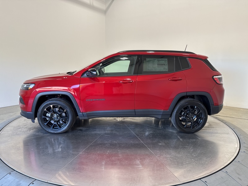 2026 Jeep Compass Latitude Altitude photo 4