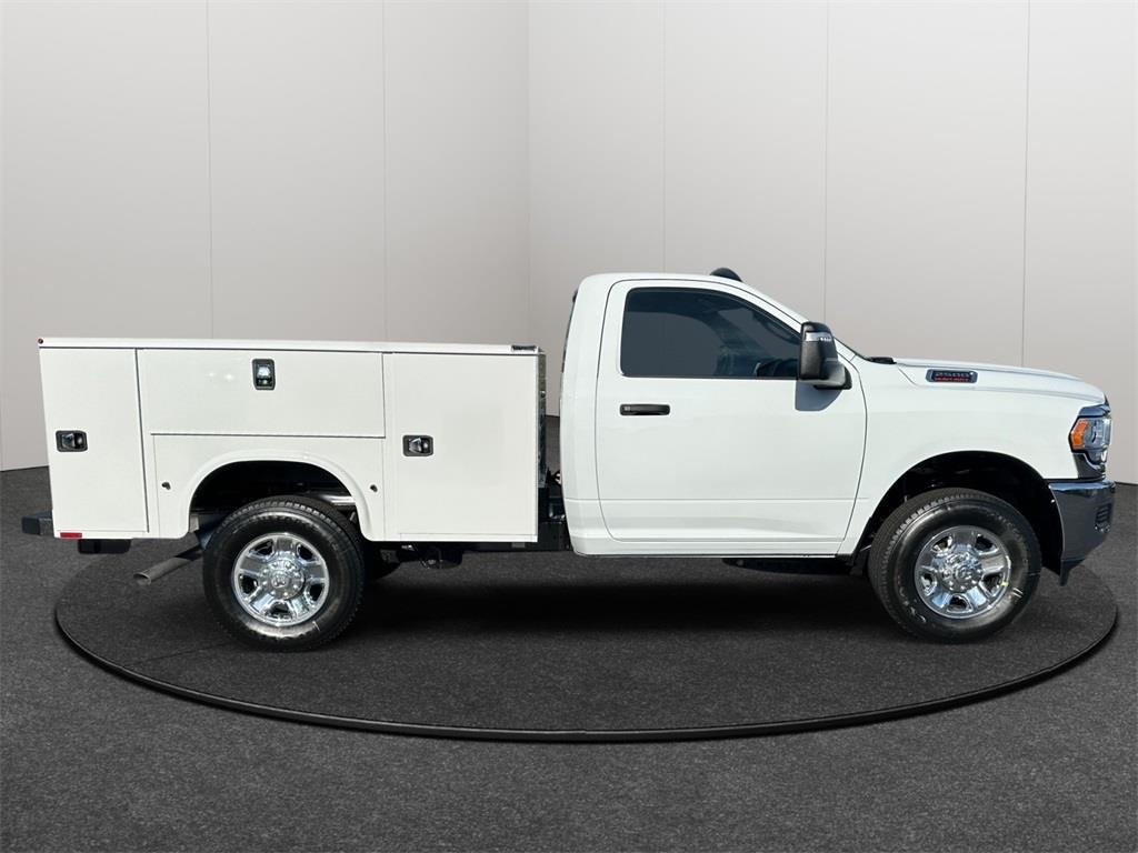 2024 Ram 2500 Tradesman photo 5