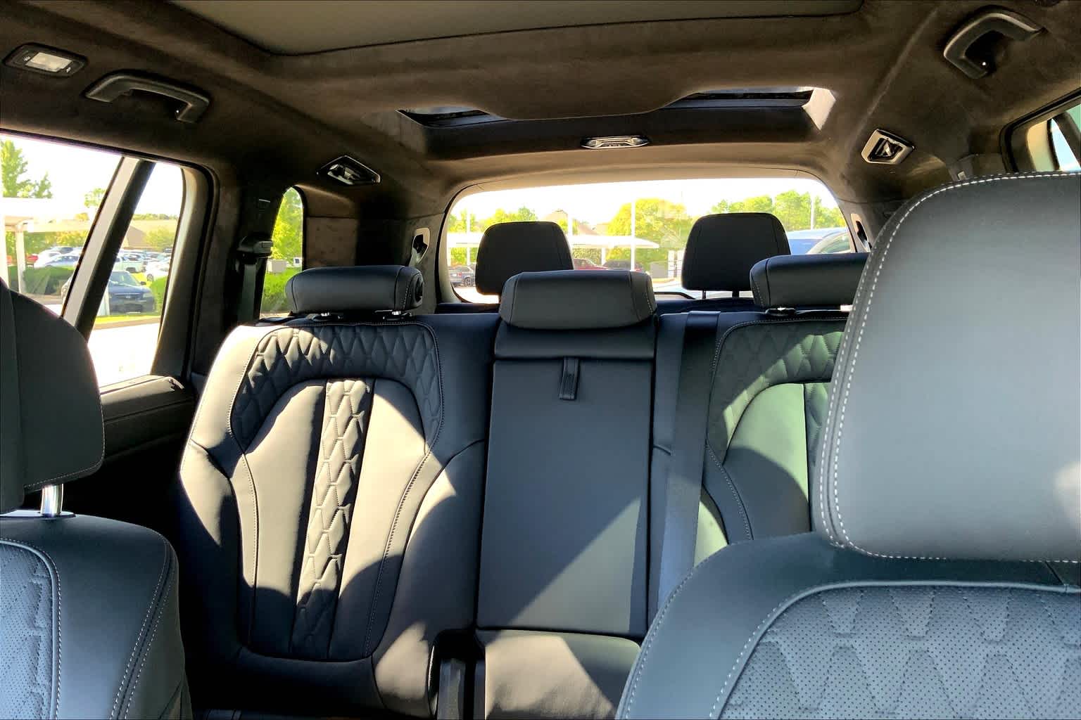 New 2024 BMW X7 M60i Sport Utility in Houston R9T98429 AcceleRide