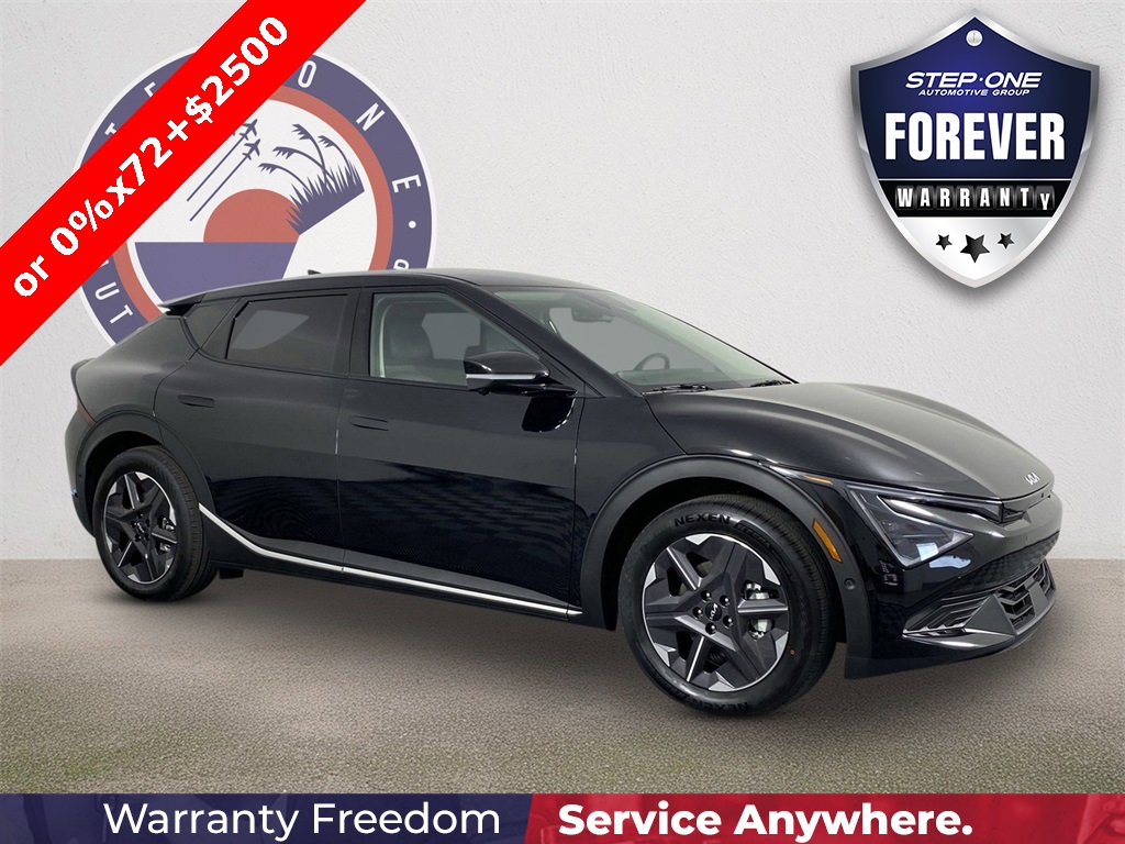 2025 Kia EV6 Light L/R's photo