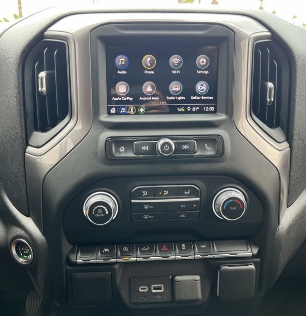 2024 Chevrolet Silverado 1500 Custom photo 9