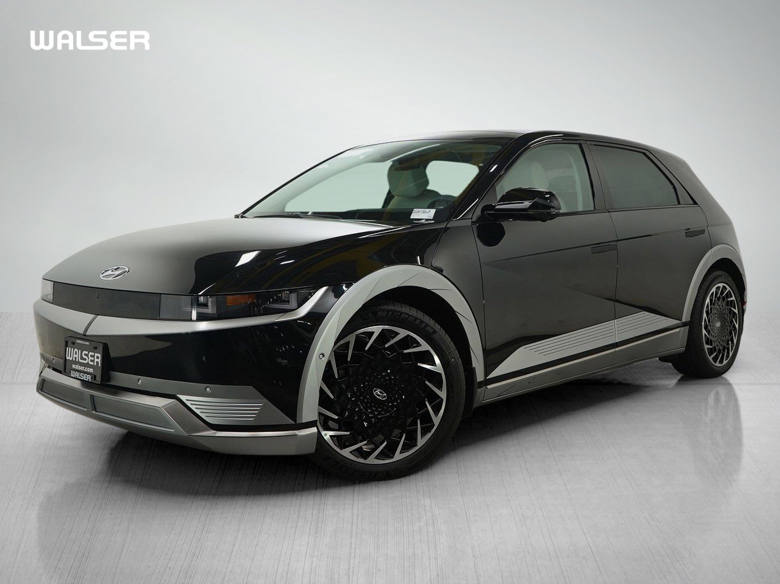 2024 Hyundai IONIQ 5 Limited's photo