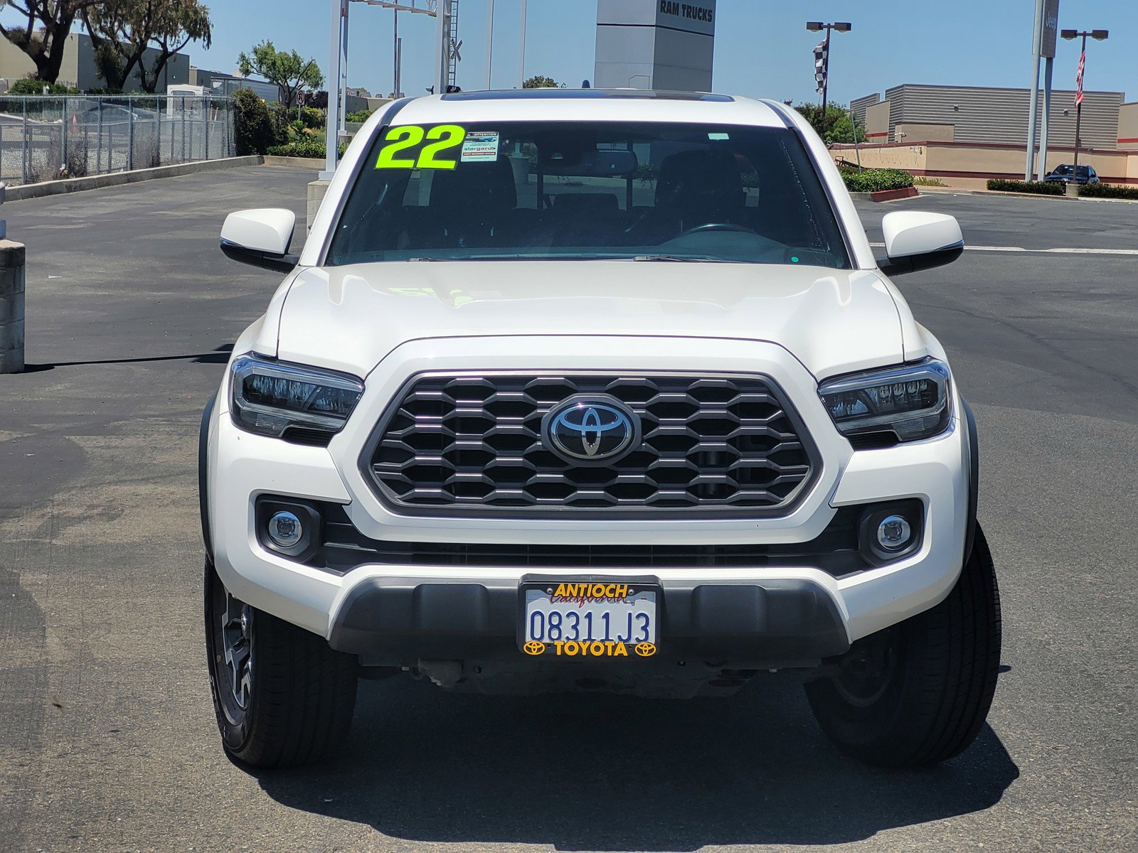 2022 Toyota Tacoma 4x4 photo 2