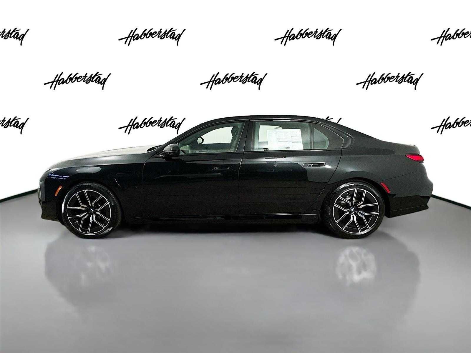 2026 Bmw 750e photo 8