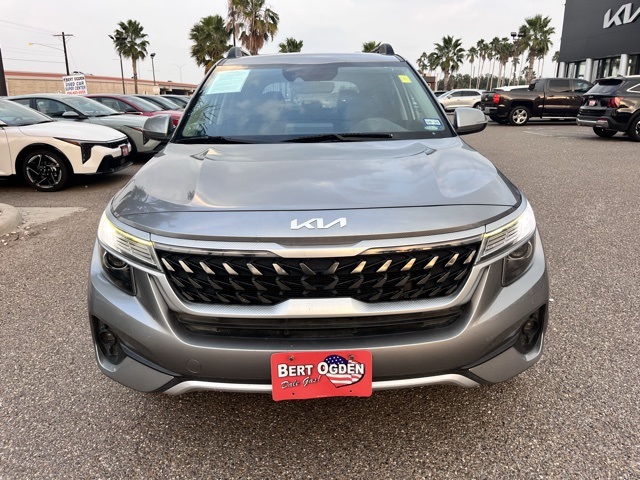 2022 Kia Seltos S Nightfall Edition photo 2