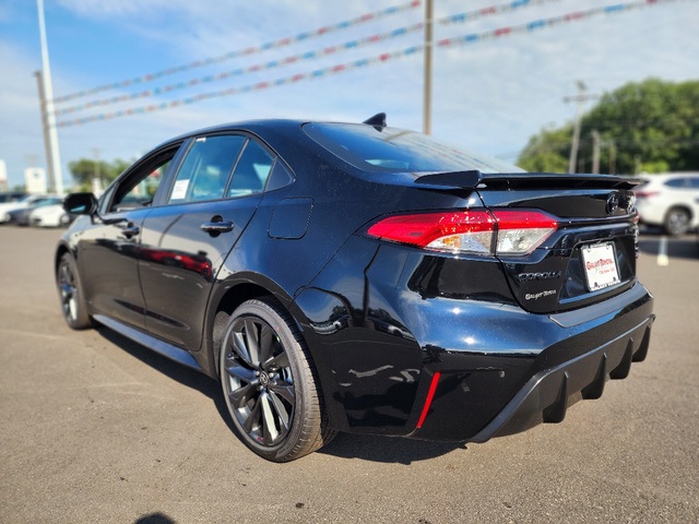 2025 Toyota Corolla SE photo 4