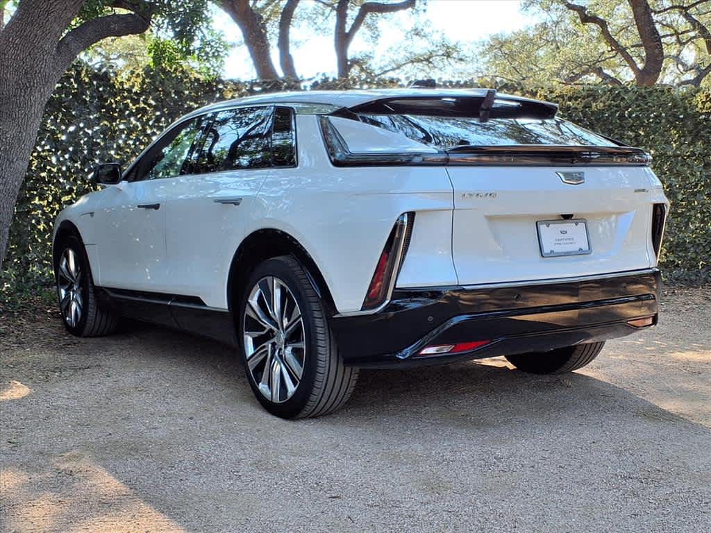2024 Cadillac Lyriq Luxury photo 4