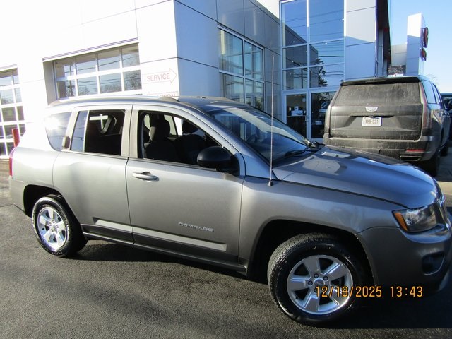 2014 Jeep Compass Sport's photo