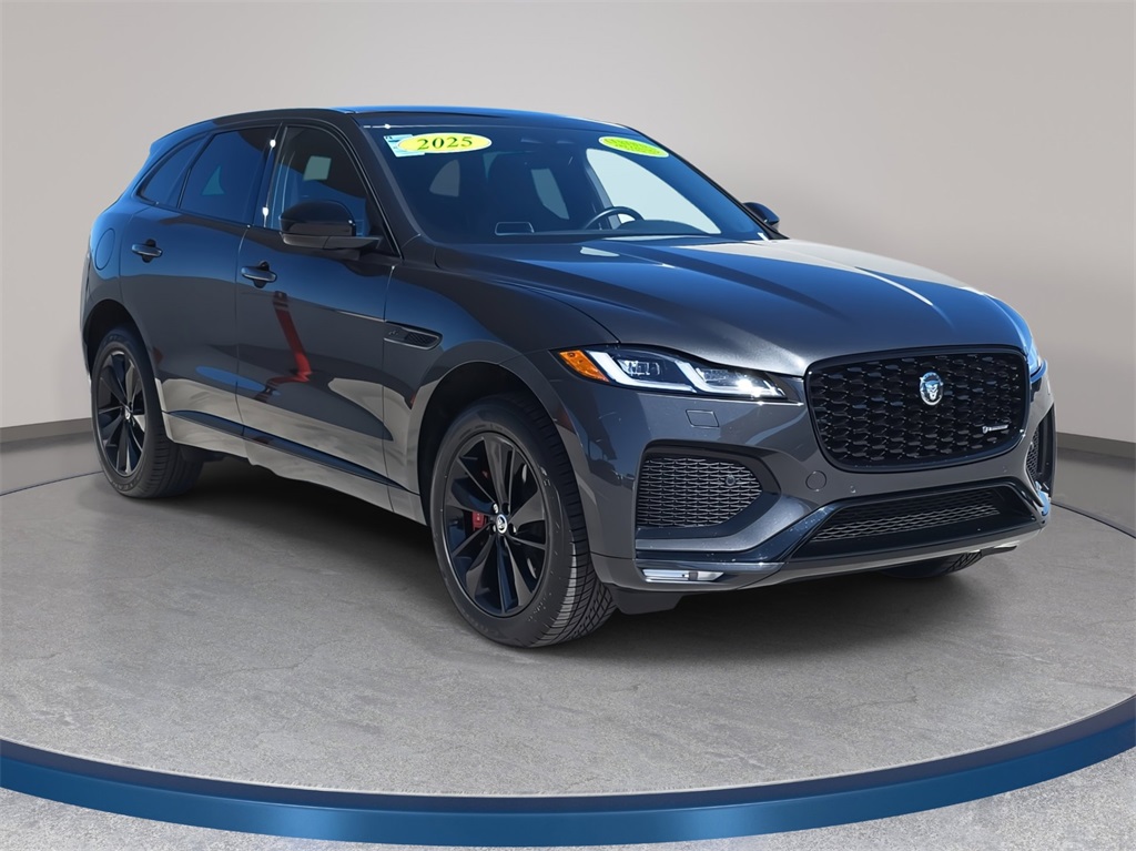 2025 Jaguar F-PACE P400 R-Dynamic S photo 3