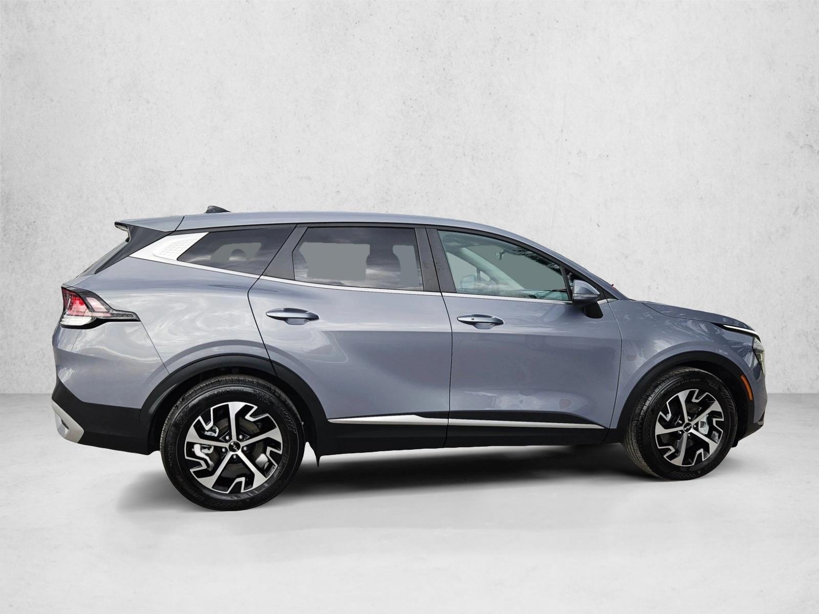 2024 Kia Sportage EX photo 4